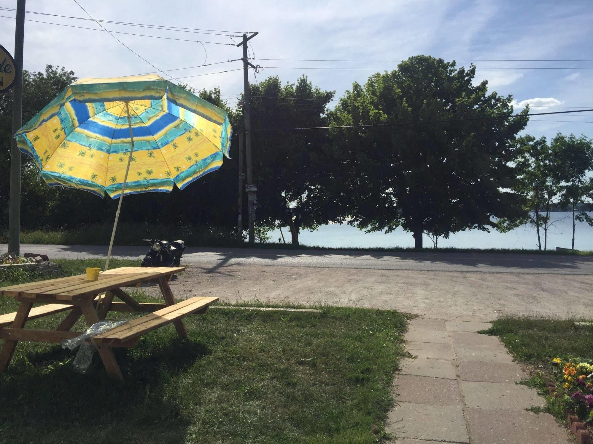 Lakeside Inn Orillia Dış mekan fotoğraf